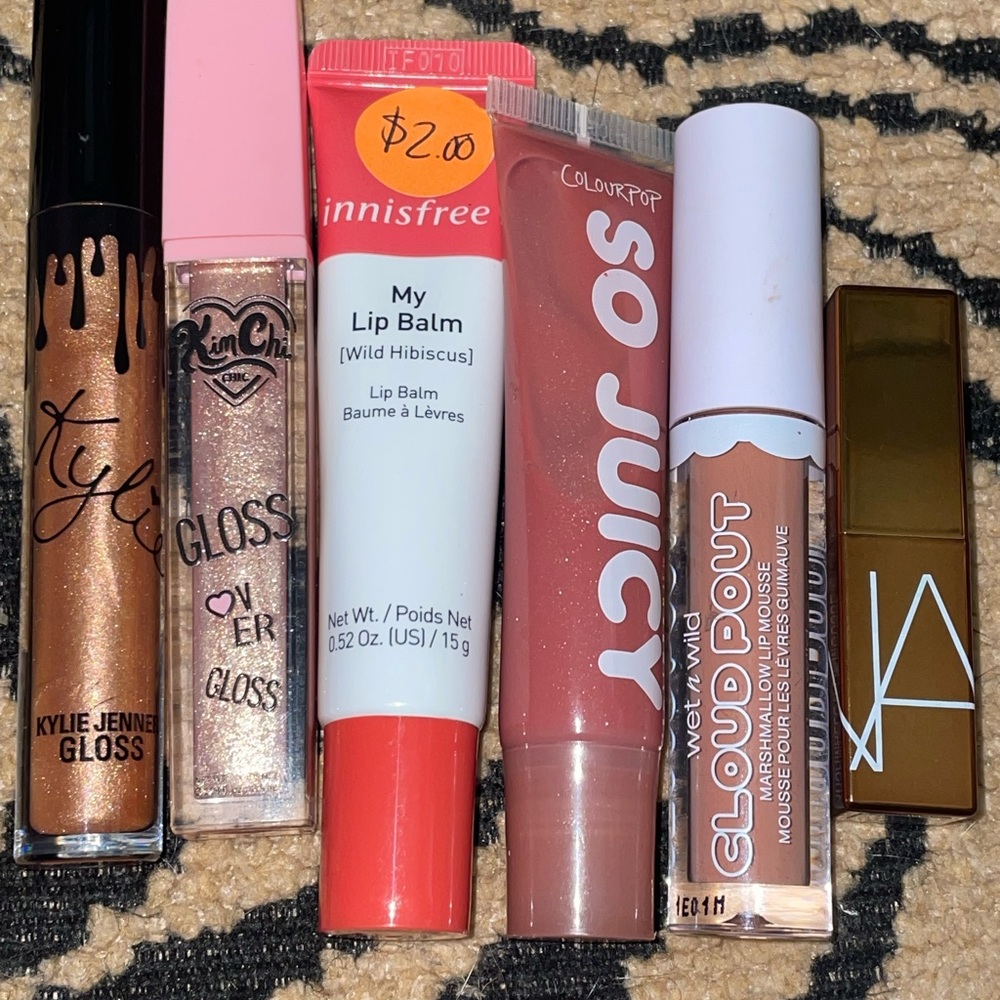 Lip gloss